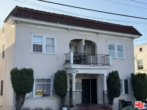 Two-Story Spanish Quadplex