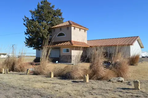 Updated Office Space in Sublette