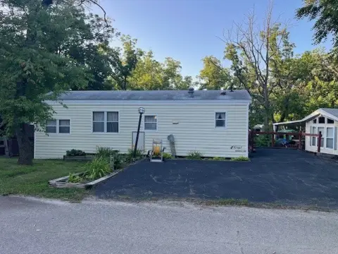 Park Model in Gated RV Community