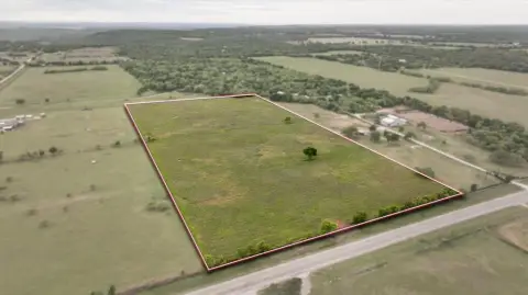 15 Acres of Unrestricted Land