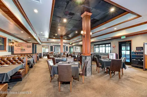 Built-Out Conventional Restaurant with Bar