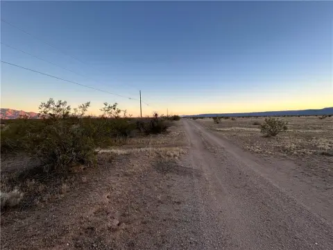 Golden Valley Land Near Route 66