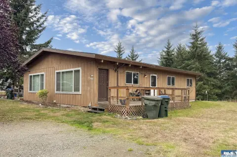 Income-Producing Duplex in Port Angeles
