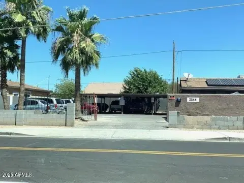 Phoenix Multifamily Property For Sale