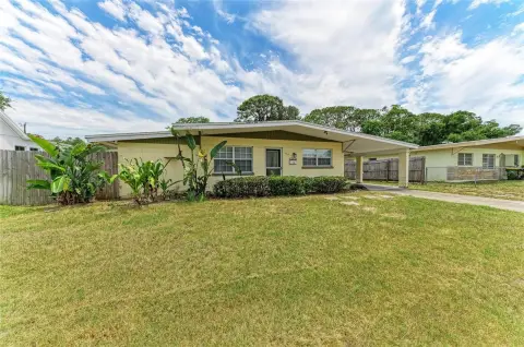Sarasota Duplex: Rare Opportunity