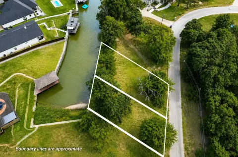 Waterfront Homesite with Concrete Wall