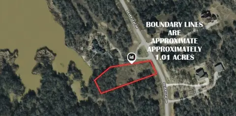 Lakefront Community Home Lot