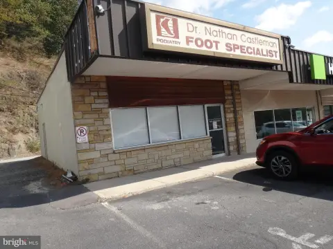 Office Suite in Shopping Center