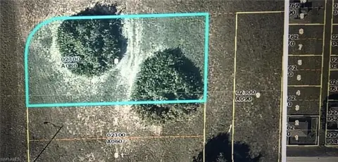 Residential Land in Cape Coral