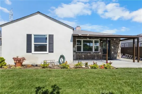 Remodeled Duplex with Private Yards