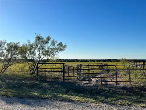 27 Acres of Texas Land