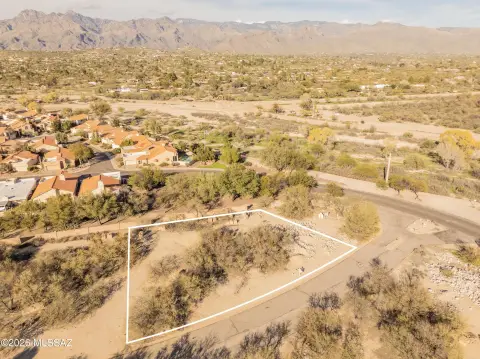 Tucson Land with Mountain Views
