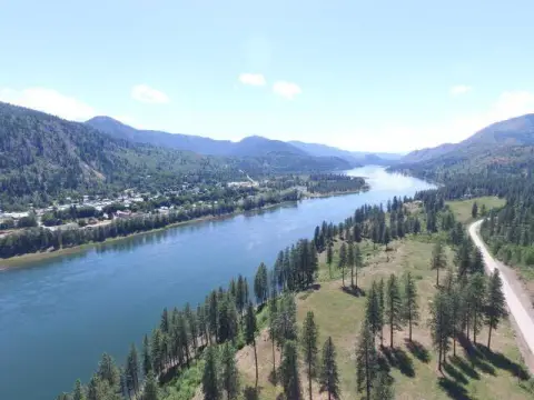 Waterfront Acreage on Columbia River