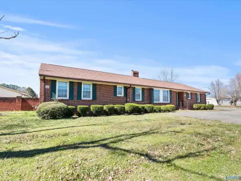 Assisted Living Facility with Apartment