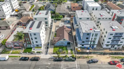 Furnished Three-Unit Triplex