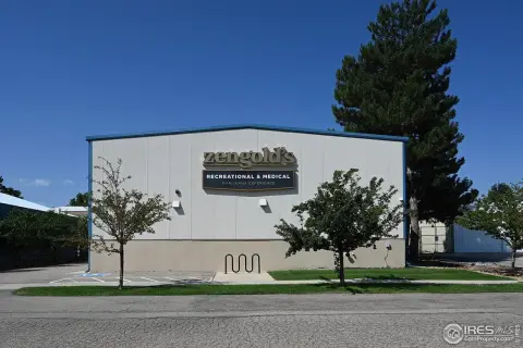 Remodeled Flex Space with Showroom