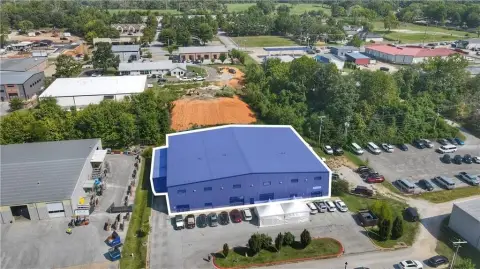 Modern Warehouse in Fayetteville, Arkansas
