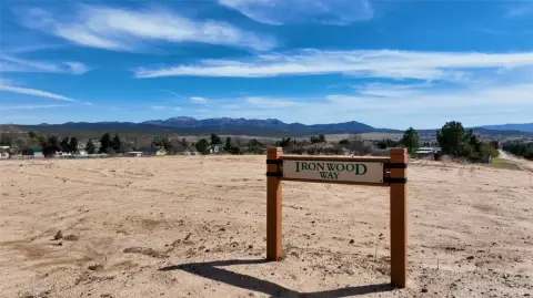 Usable Land in Lake Riverside