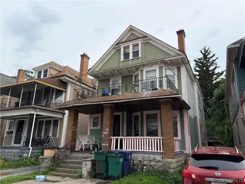 Three-Bedroom Duplex with Porches
