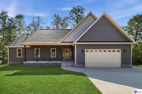 Elizabethtown Farmhouse with Modern Elegance