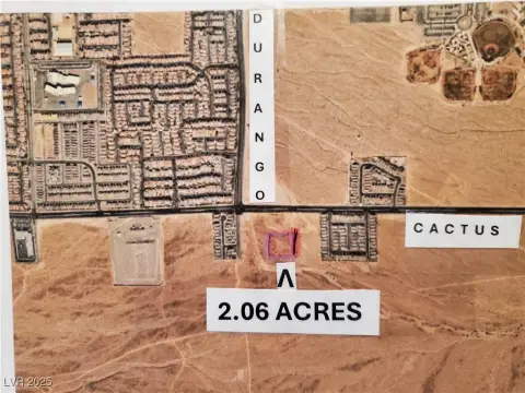 Residential Land in Mountains Edge