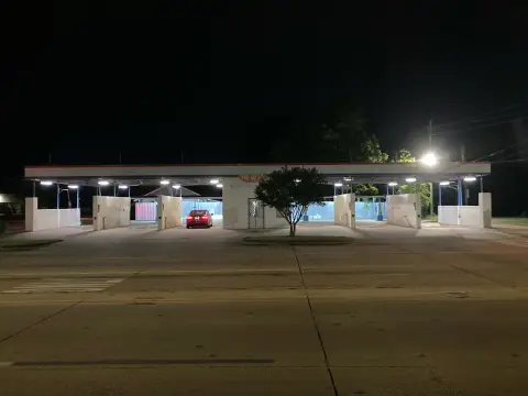 Self-Serve Car Wash with Vending