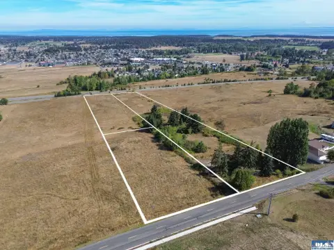 Sequim Land with Panoramic Views