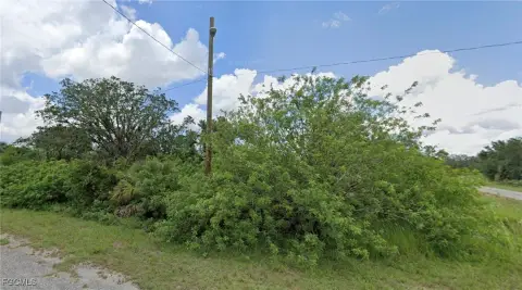 Lehigh Acres Corner Lot