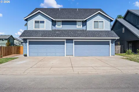 Six-Bedroom Duplex with Garages