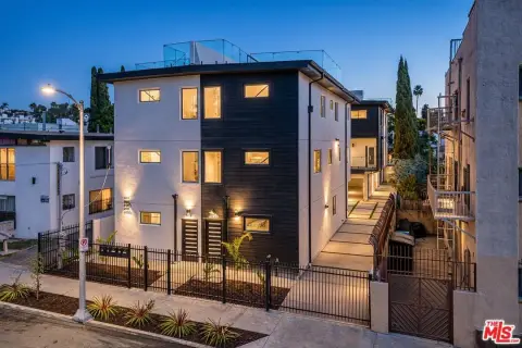 5-Unit Apartment Building