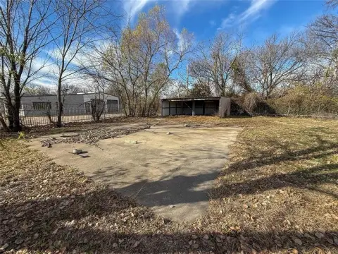 Commercial Land on Main Street