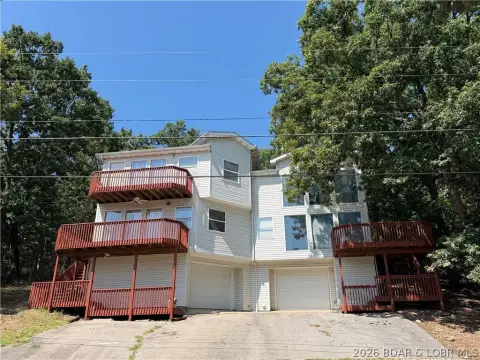 Duplex with Garages and Decks