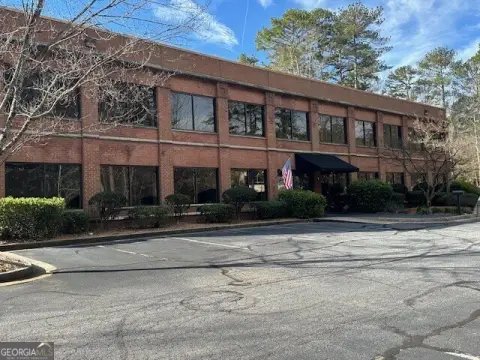 Renovated Ground-Floor Office Suite
