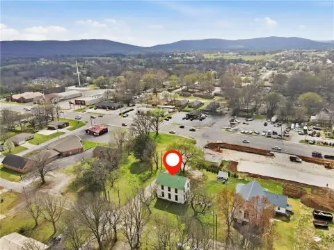 Historic Farmington Commercial Property