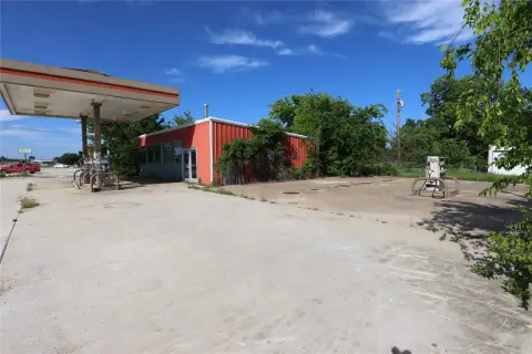 Convenience Store with Fuel Pumps