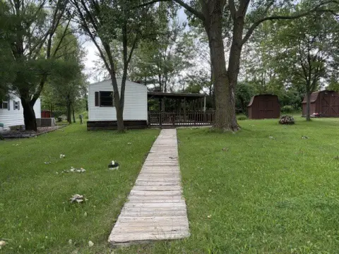 End-of-Cul-de-Sac RV Park Lot