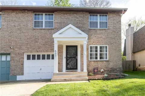 Colonial Duplex in Kansas City