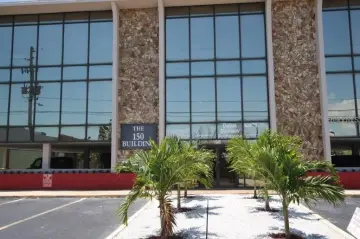 Renovated Office Condo Near Beach