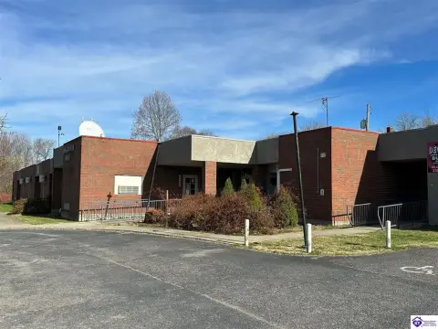 Retail Space in Enclosed Market