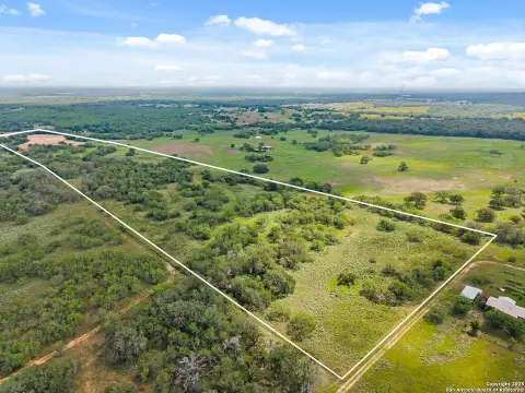 44.94 Acres Near Seguin
