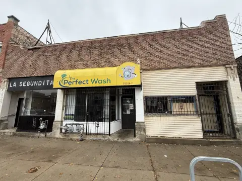 Remodeled Laundromat with Income Potential