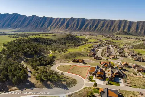 Golf Course Lot in Lakota