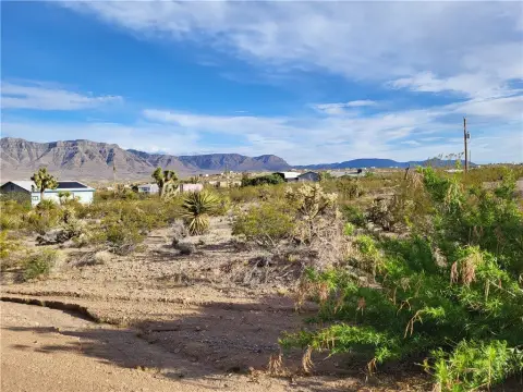 Buildable Lot in Meadview, AZ