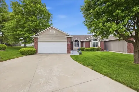 Ranch Duplex on Quiet Cul-de-Sac