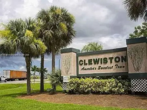 Spacious Clewiston Lot For Sale