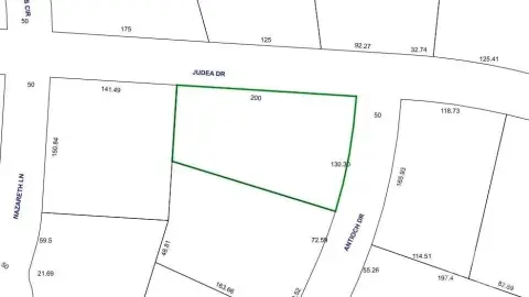 Corner Lot in Established Subdivision