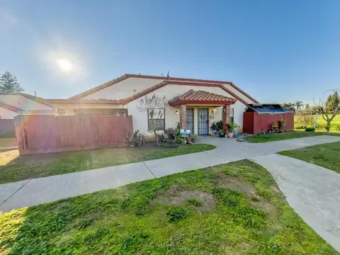 Reedley Fourplex: Investment Opportunity