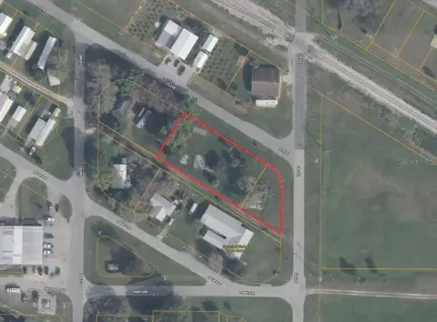 Vacant Lots in Moore Haven