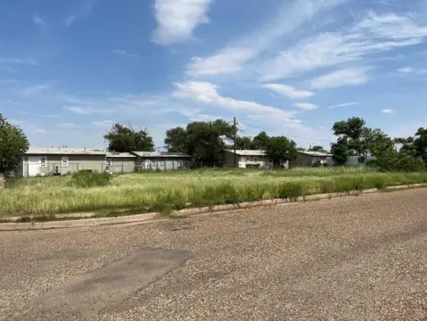 Lubbock, TX Corner Lot