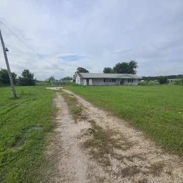 Cross-Fenced Ranch Acreage with Barn